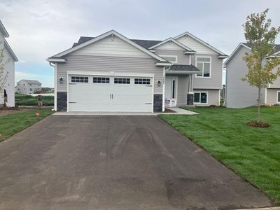 120 Collina Cir, Avon, MN, 56310