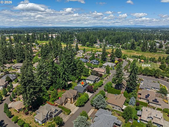 3rd image of 1408 NE 151st Ave