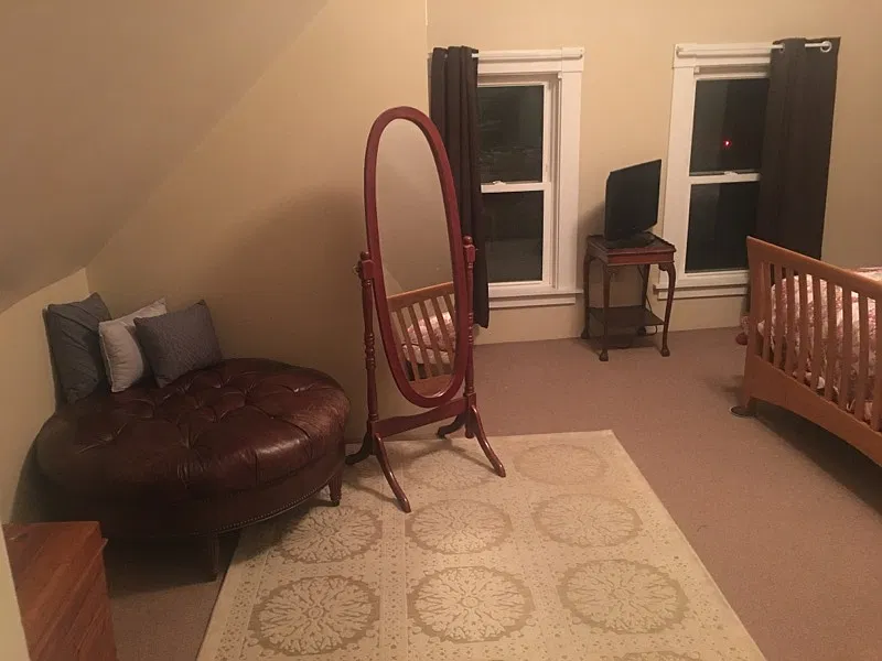 2 bed, 1000 sqft, $2,300 — Photo 4