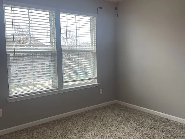 5712 Selkirkshire Rd — Photo 15