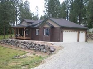 12181 N Nine Bark Rd, Hauser, ID 83854