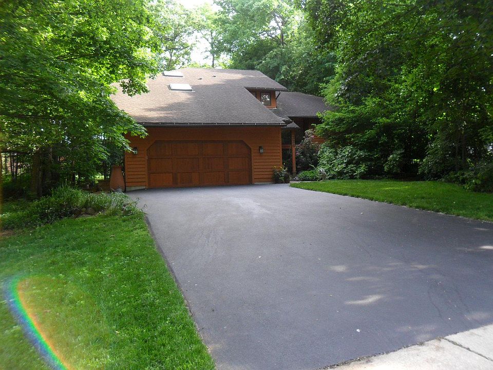 1st image of 336 Gina Dr
