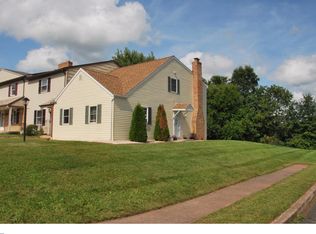 137 Thomas Dr, Telford, PA 18969