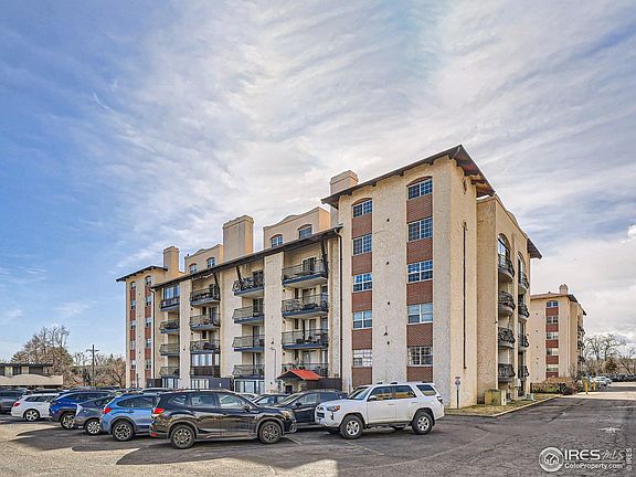 3rd image of 805 29th St #359