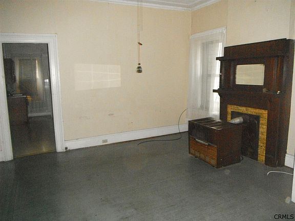 5th image of 486 4th St