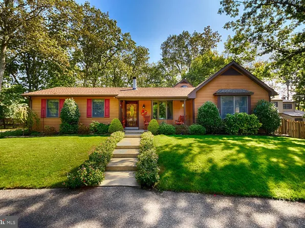 28 Anne Dr, Tabernacle, NJ 08088