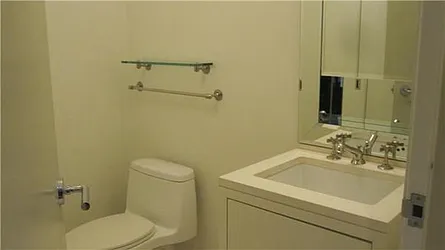 Rented by R New York