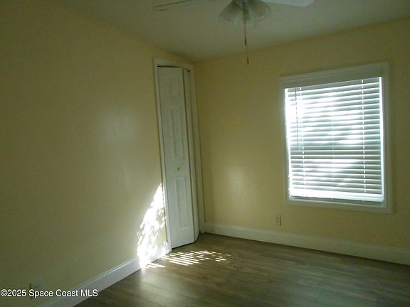 4th image of 4857 Cambridge Dr