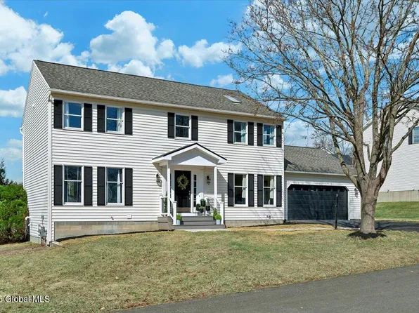 8 Inch Lane, Latham, NY 12110