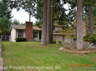3311 SE Summer Pl, Port Orchard, WA 98366
