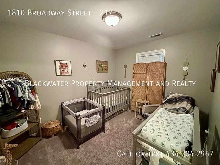 1810 Broadway St #217 — Photo 8