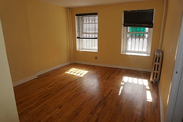 Rented by H.P. Greenfield Real Estate | media 27