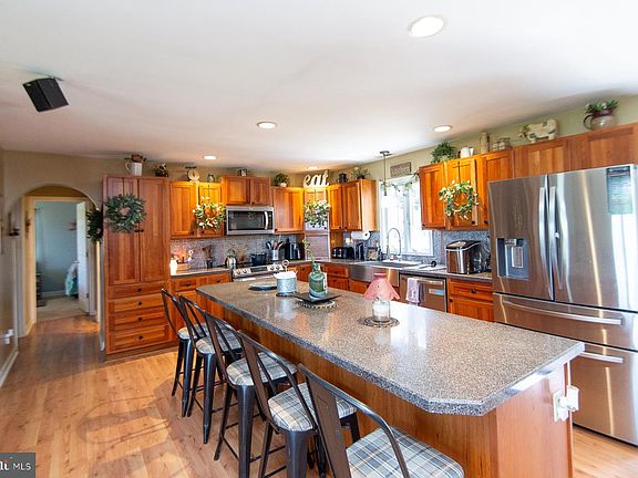 5th image of 4311 Osborne Rd