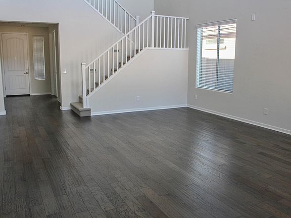 4th image of 25563 N 105th Dr