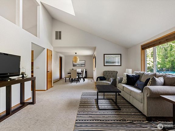 4th image of 2276 Wellman Place