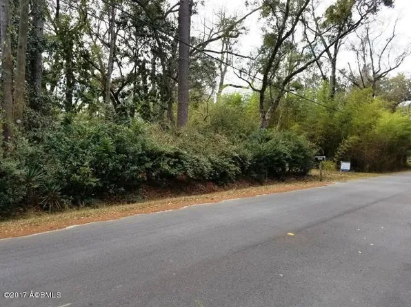 3004 Walnut St, Beaufort, SC 29906