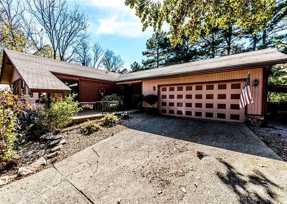1st image of 4 Wanstead Ln