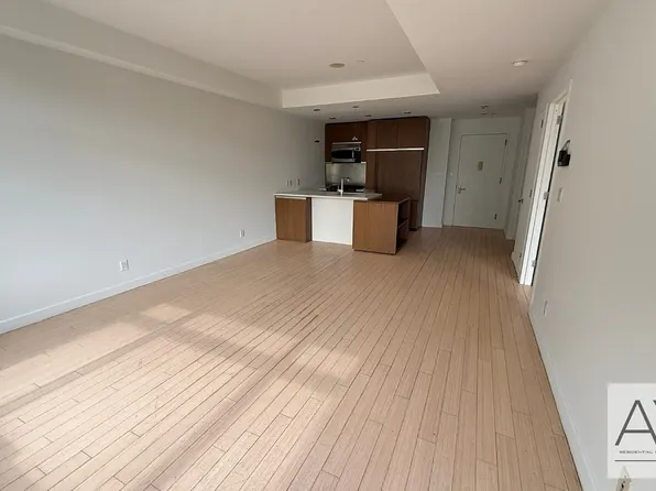 601 Ocean Parkway 3 image 1 of 9