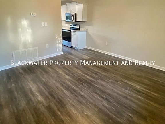 2nd image of 706 Grove St #B