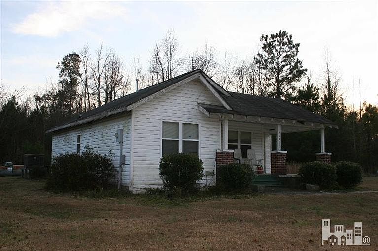 2nd image of 21323 Nc Highway 210