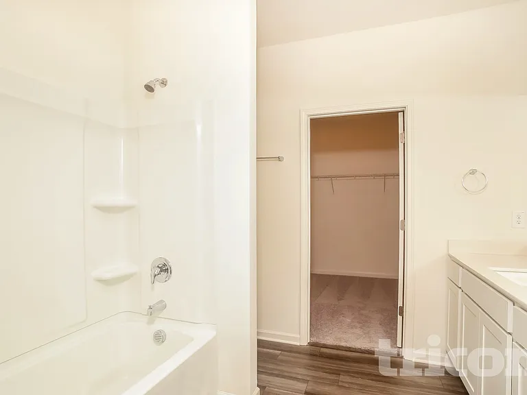 212 San Marino Way — Photo 7