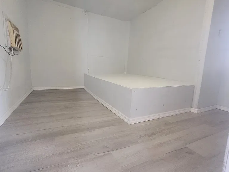 36020 Lake Pasadena Rd #4 — Photo 4
