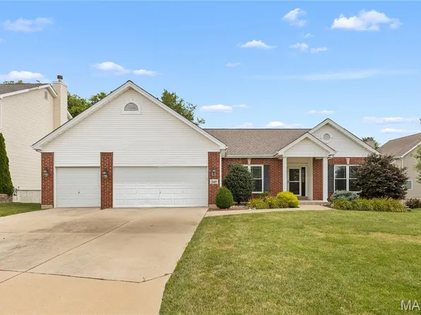 2668 Breckenridge Cir, O'Fallon, MO 63368
