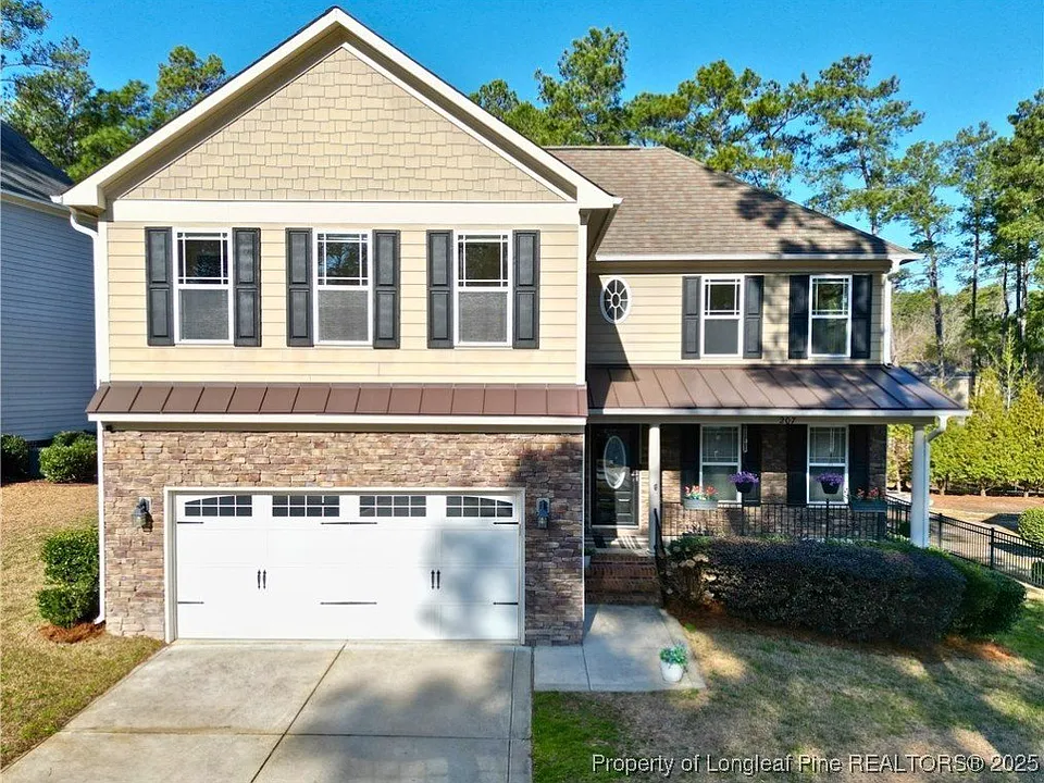 207 Heather Brook Cir