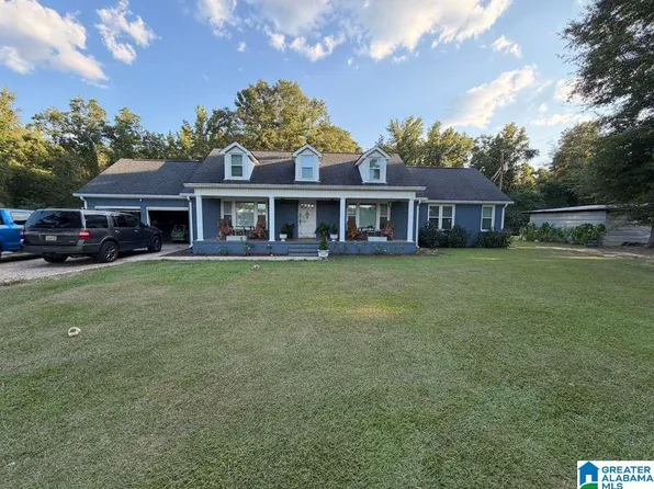 170 Centreville St, Moundville, AL 35474