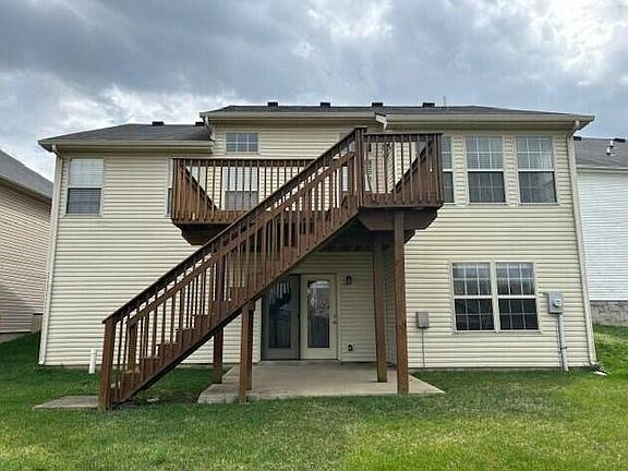 2nd image of 637 Estrella Dr