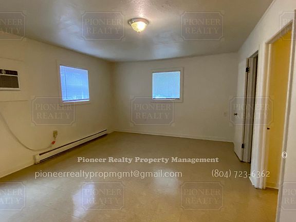 2nd image of 8935 Germont Ave #1