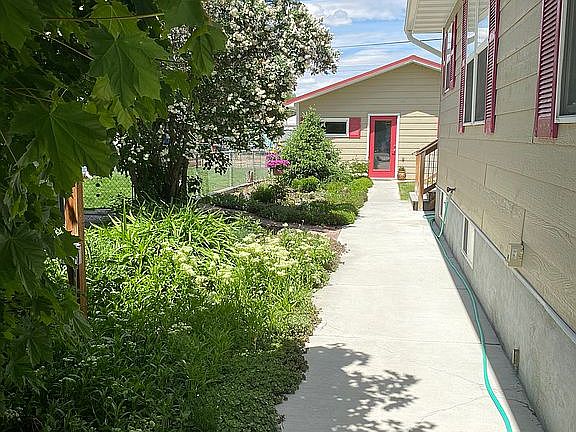 2nd image of 316 4th Ave N