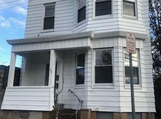 458 S 19th St, Newark, NJ 07103