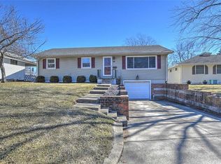 56 Colorado Dr, Decatur, IL 62526