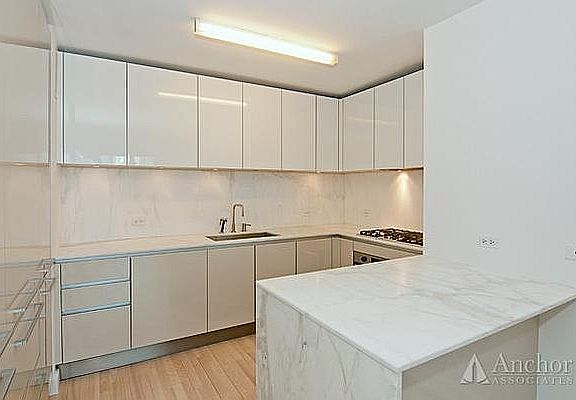 3rd image of 322 W 57th St APT 54K