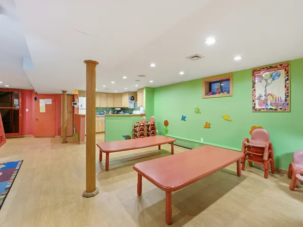 2115 Quentin Road image 17 of 25