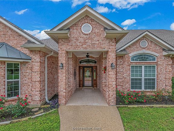 4th image of 4104 Picadilly Cir
