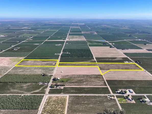 1287 N Trinity Ave, Kerman, CA 93630