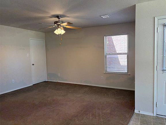 4th image of 620 Fleming St