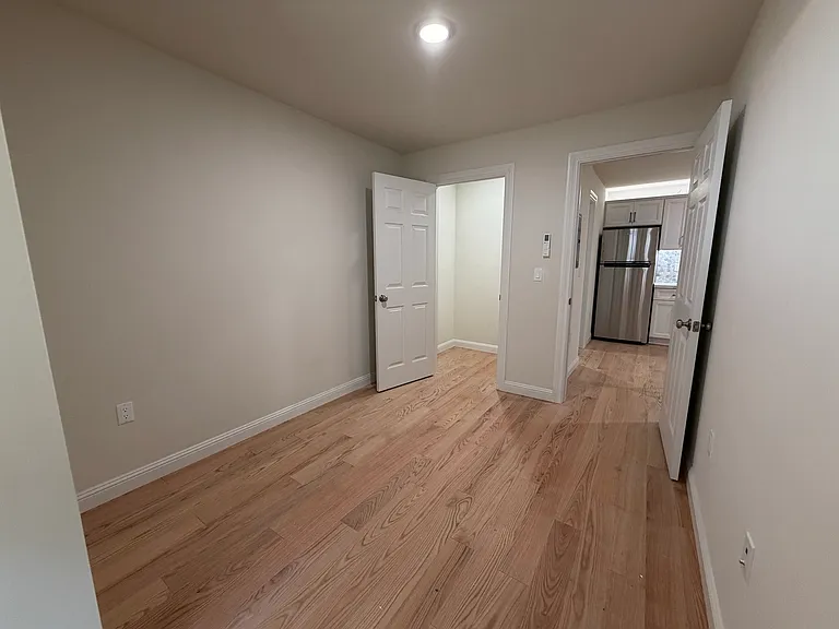 411 Fairmount Avenue — Photo 28