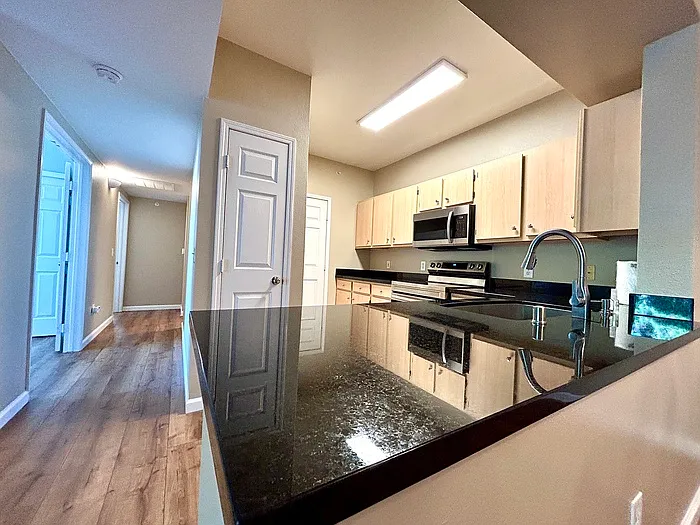 701 Gibson Dr #1721 — Photo 5