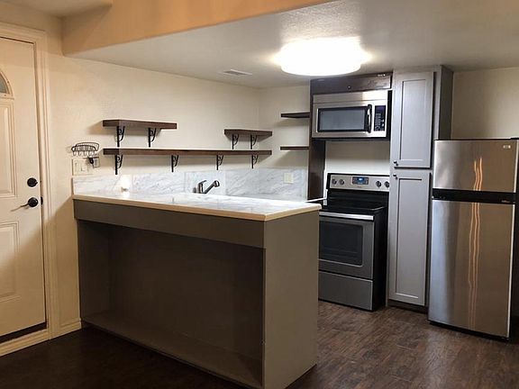 3rd image of 6626 N 23rd Ln