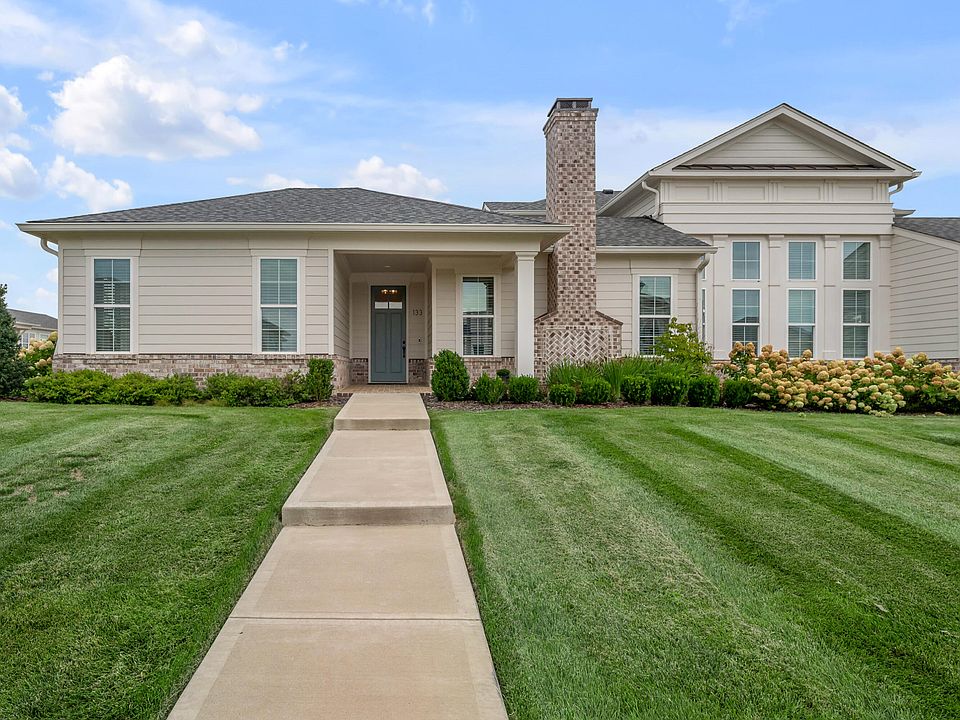 1st image of 133 Lake Point Dr