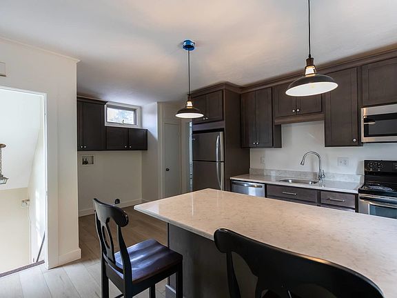 4th image of 1343 Hampshire Rd #119