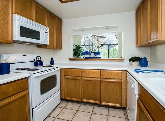 5th image of 2248 Brega Ln