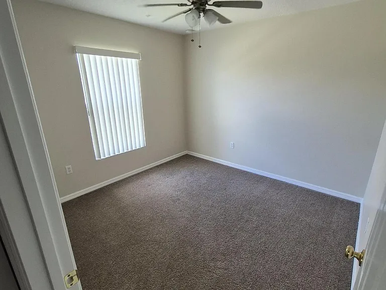 2109 Maeve Cir — Photo 13