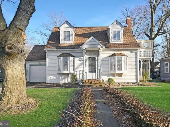 233 W Pine St, Georgetown, DE 19947