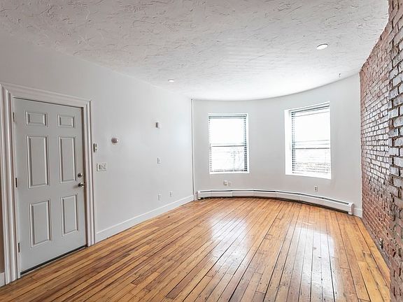 5th image of 101 Cedar St #2