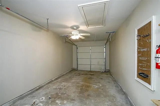 2725 Varnado St — Photo 22