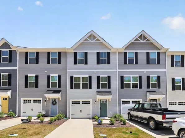 5710 Granbury Dr, Kannapolis, NC 28081